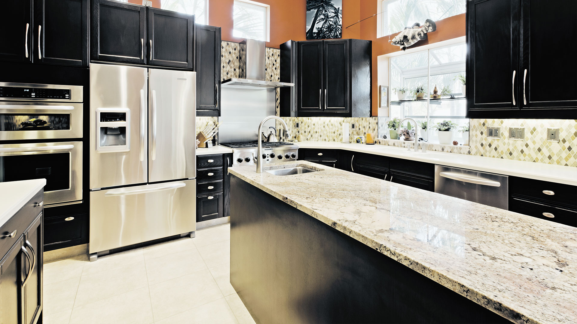 Designing a Modern Kitchen: Why Quartz Countertops Are the Perfect Choice